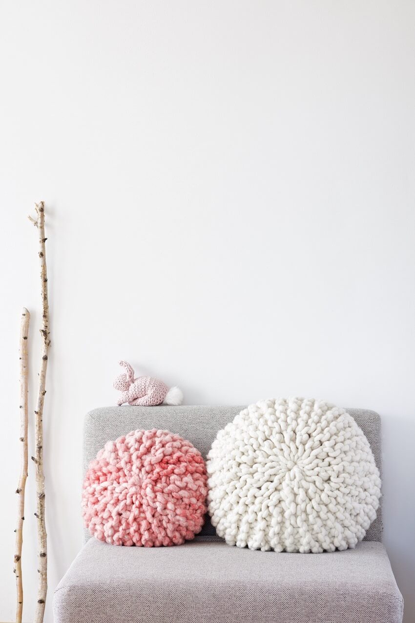 Cozy Giant Knitted Round Cushions