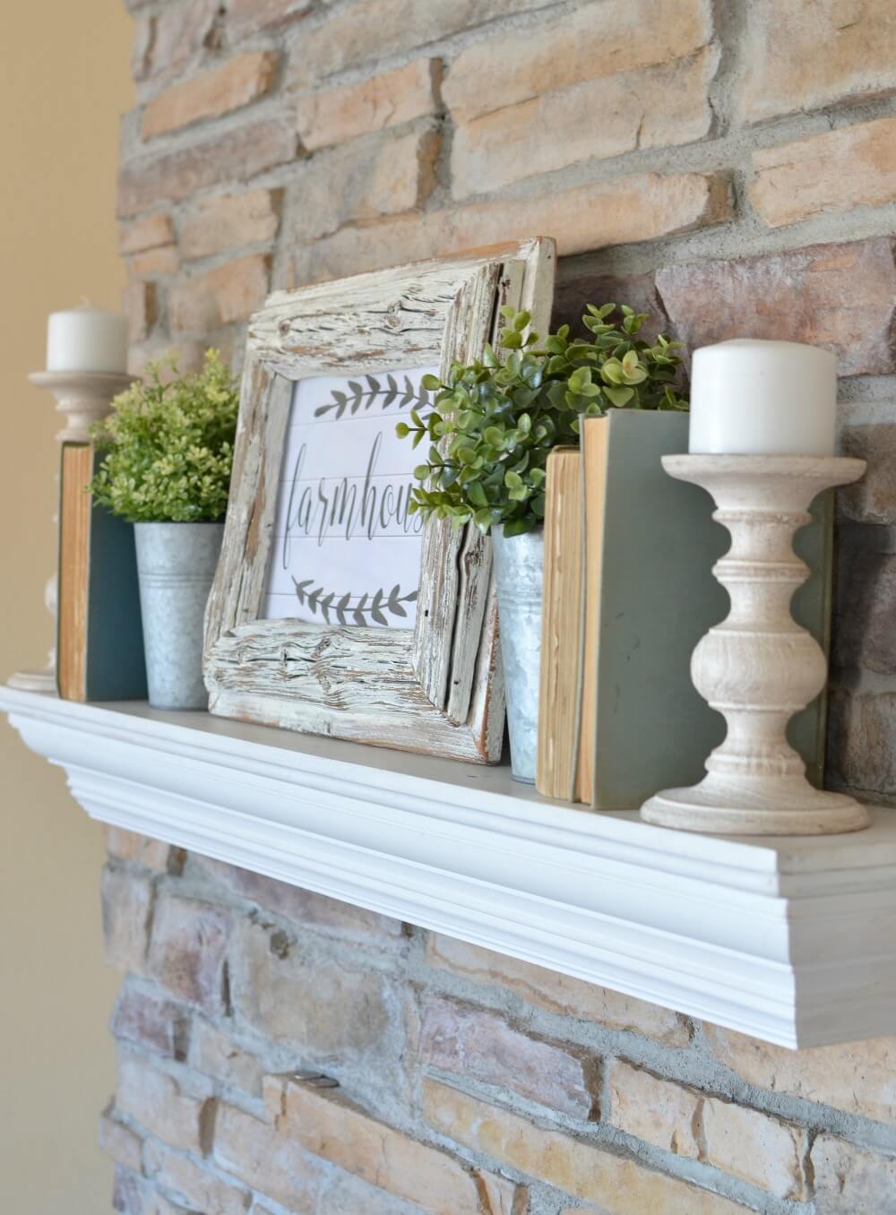 28 Best Farmhouse Mantel Decor Ideas and Designs for 2021