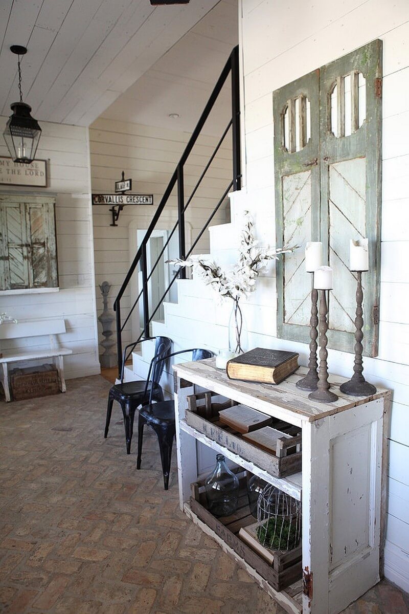 Farmhouse Meets Industrial Salvage Look