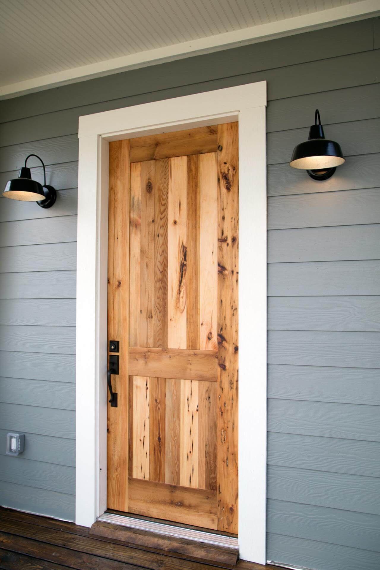 Barn Door Delights: Incorporating Farmhouse Features In Modern Homes
