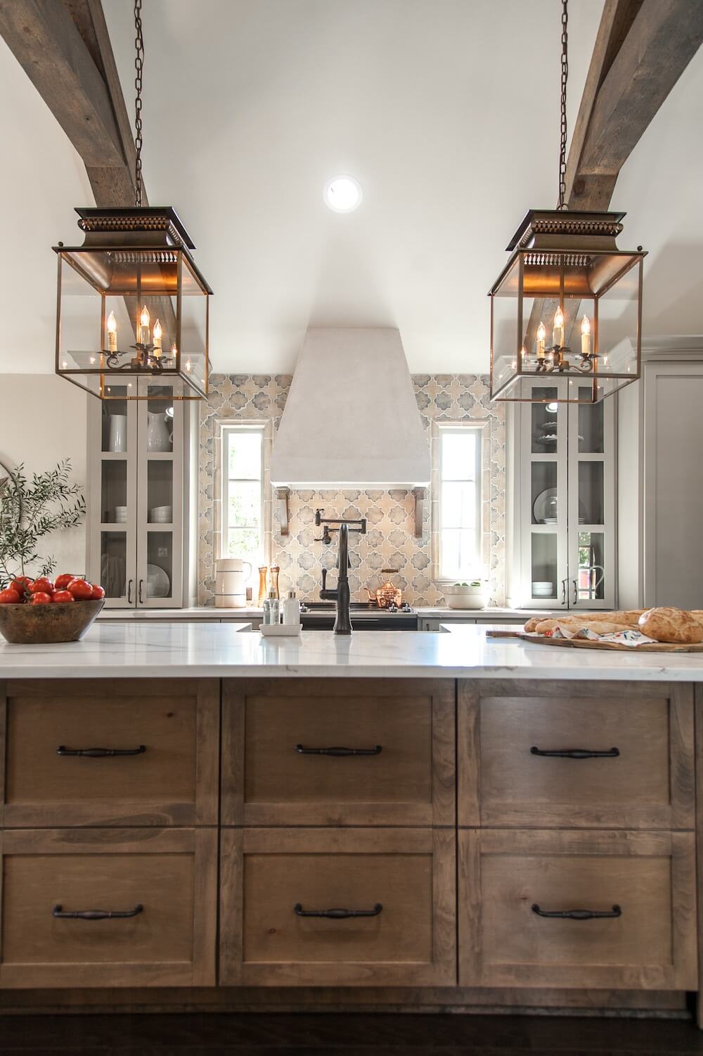 35 Best Farmhouse Kitchen Ideas and Designs for 2020