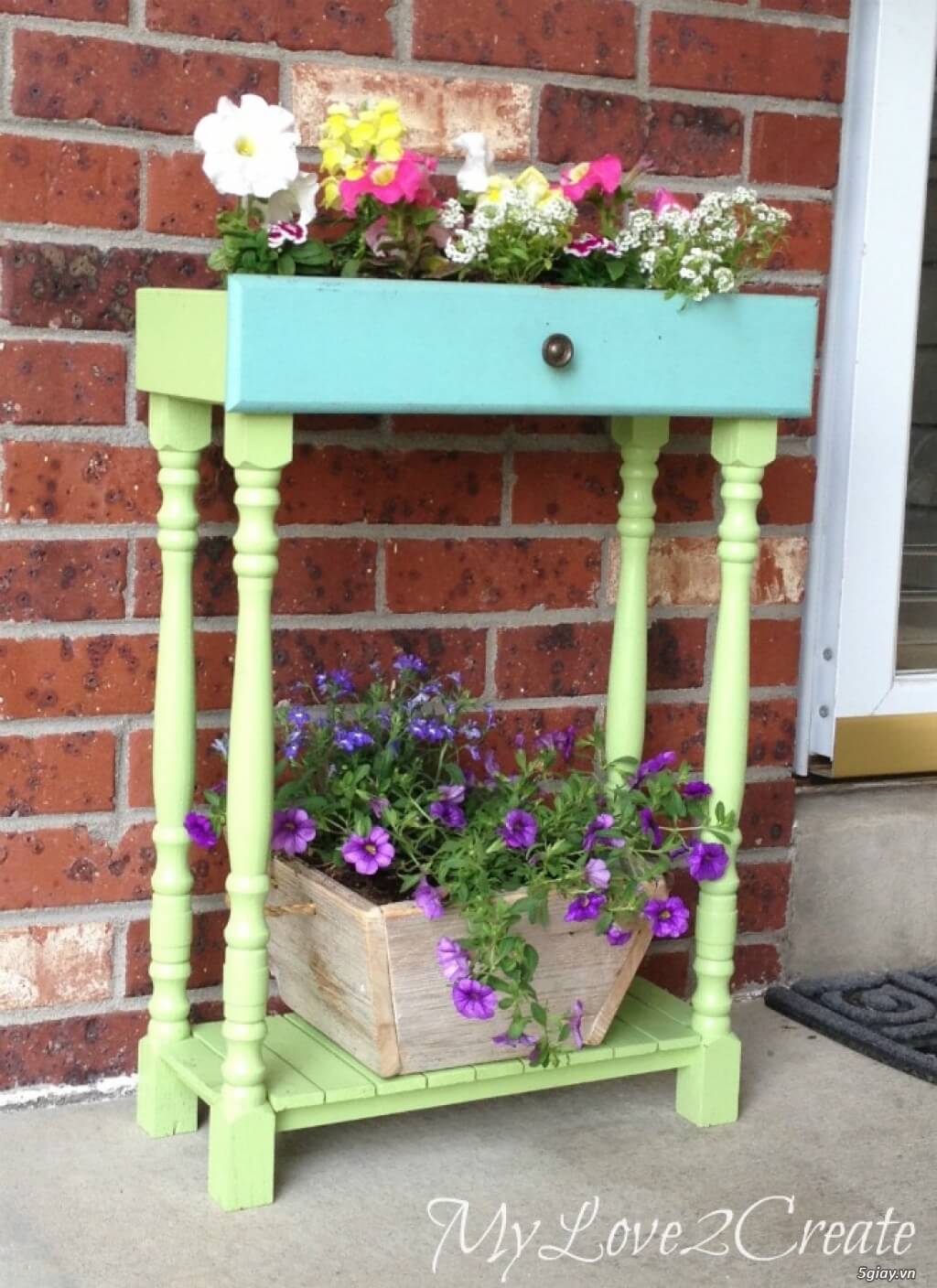 33 Best Repurposed Garden Container Ideas and Designs for 2023