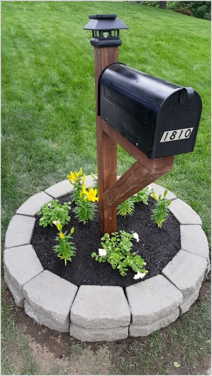 Classic Black with Paving Stone Planter