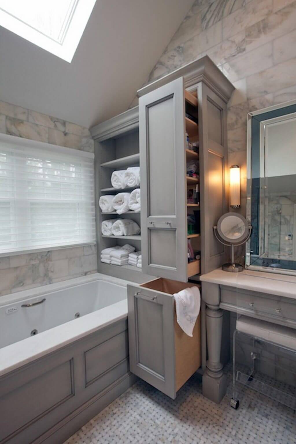 101 Built-In Cabinets for Bathrooms: Uncover Hidden Storage Solutions ...