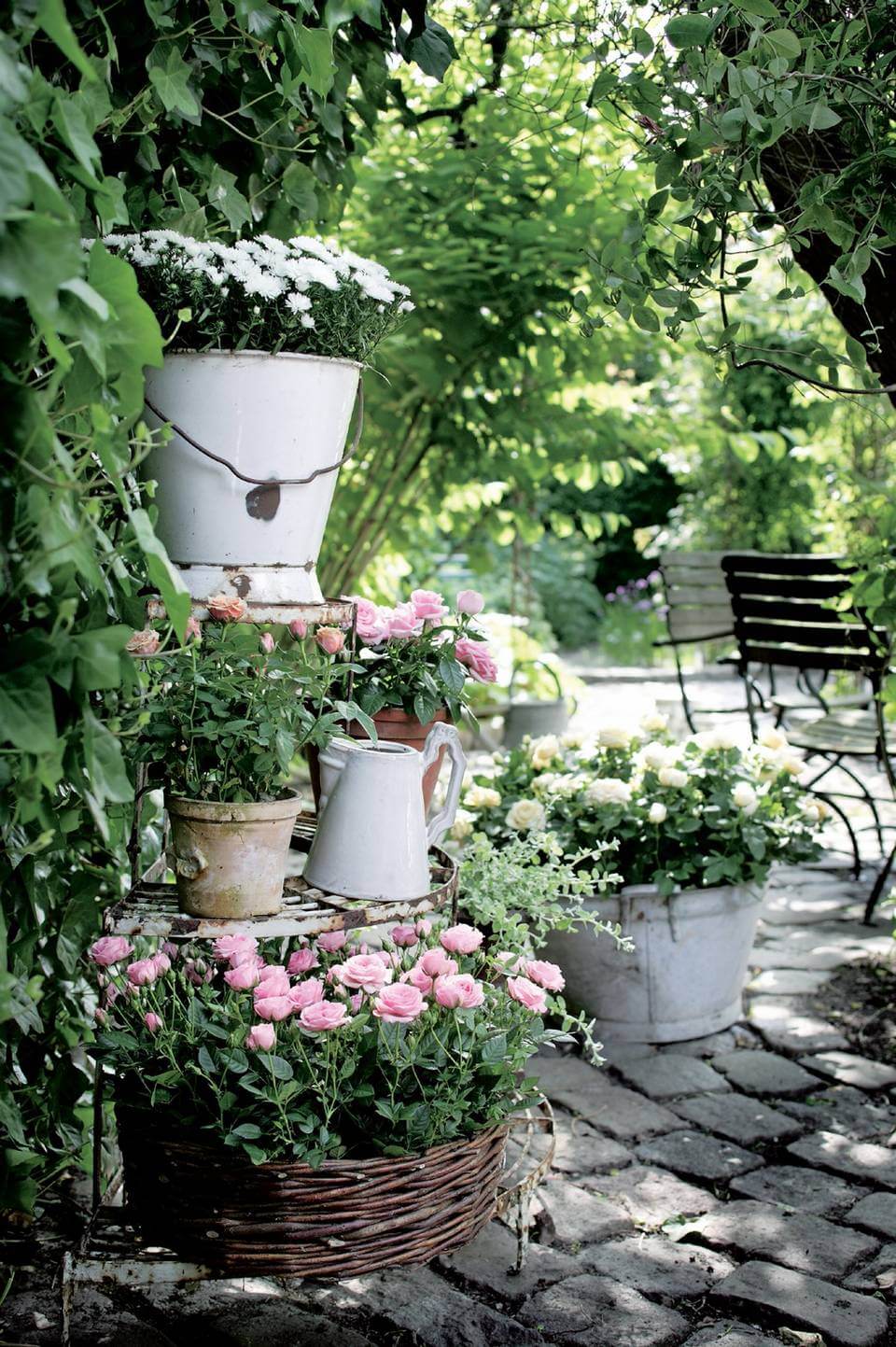 45 Best Cottage Style Garden Ideas And Designs For 2020