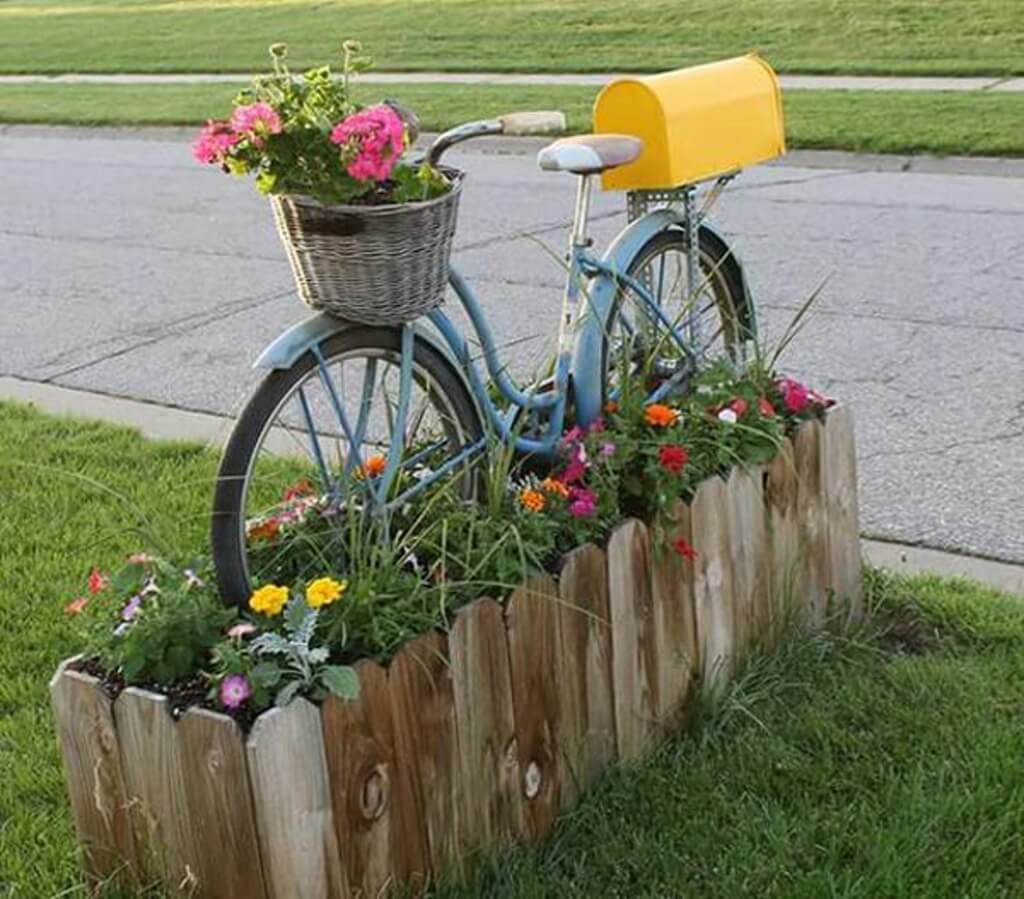 Go for a Ride with This Bicycle Mailbox