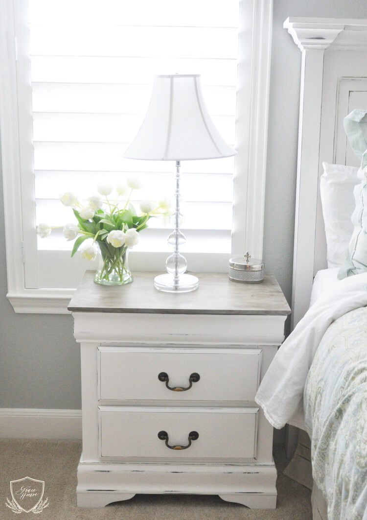 Distressed Night Stand with Lovely Flowers