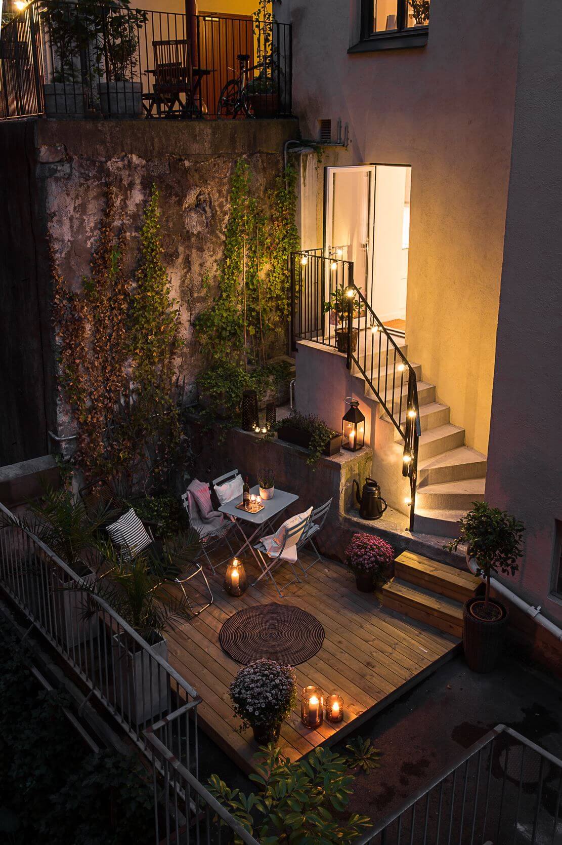 Casual Dining Area on a Candlelit Patio