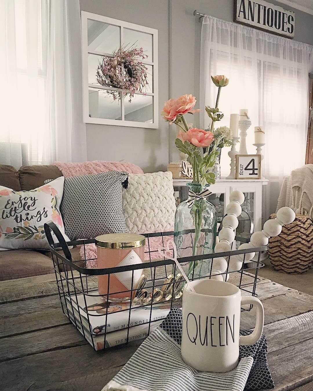 32 Best Shabby Chic Living Room Decor Ideas And Designs For 2021