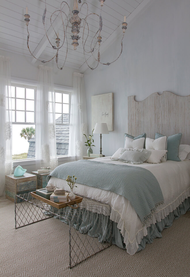 30 Best French Country Bedroom Decor, French Farmhouse Bed
