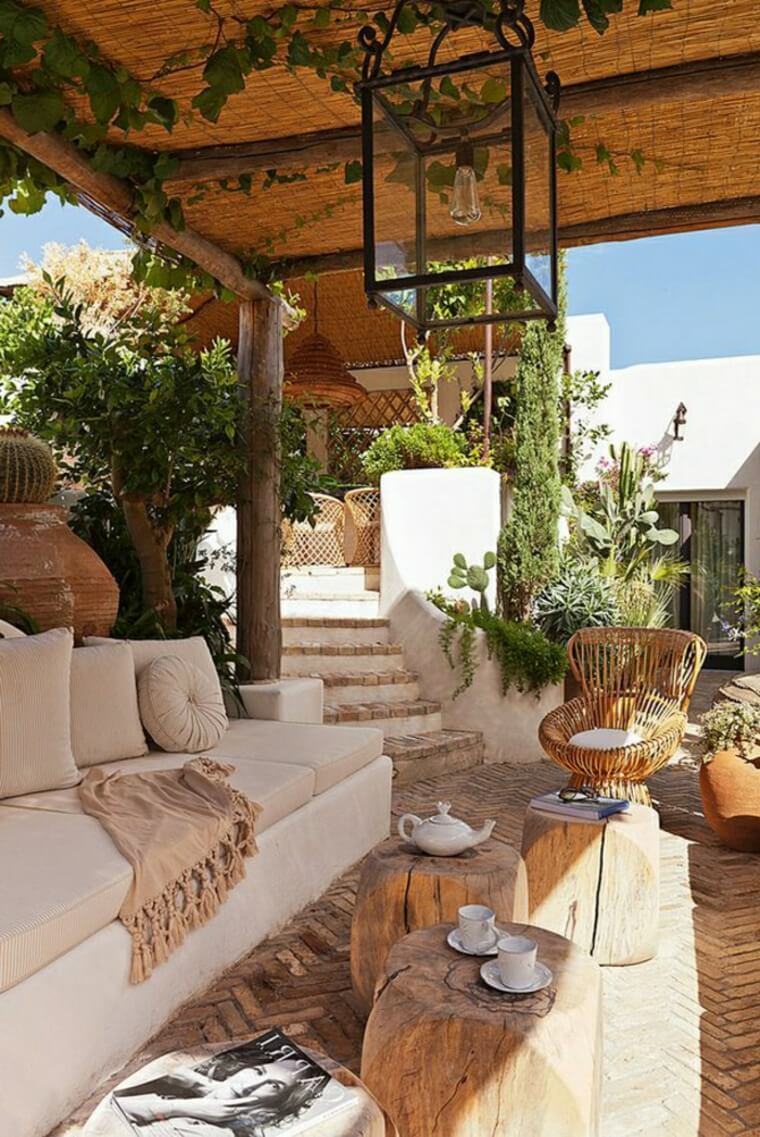 19 Outdoor Living Space Ideas Homebnc 