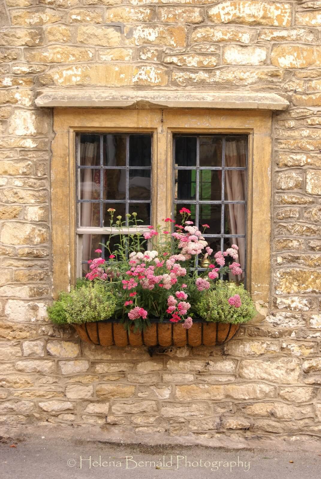 Iron Window Basket With Coco Fiber Liner