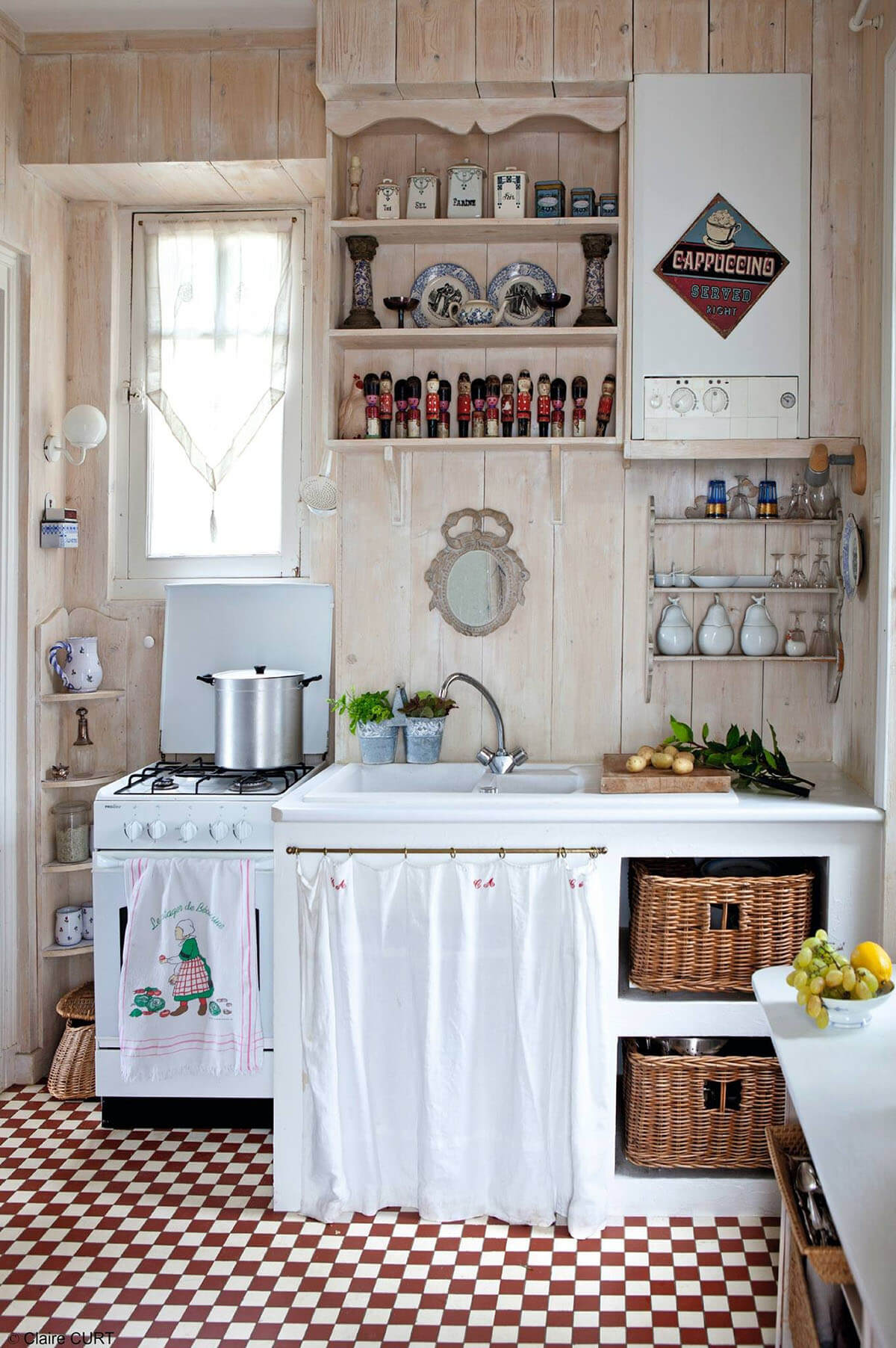 18 Best Small Kitchen Decor and Design Ideas for 18