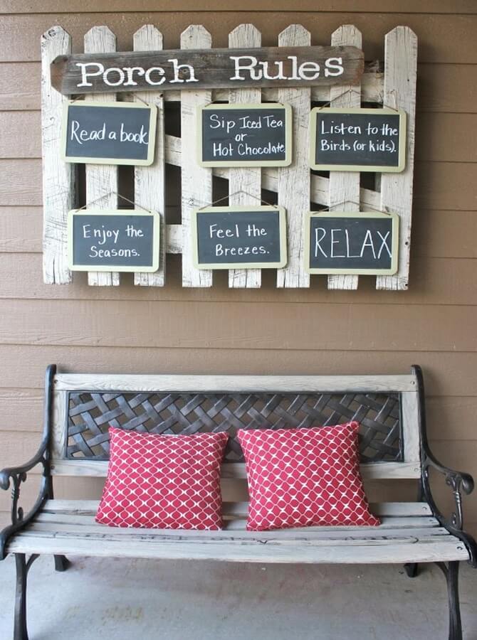 Picket Fence Sign with Chalkboard Accents