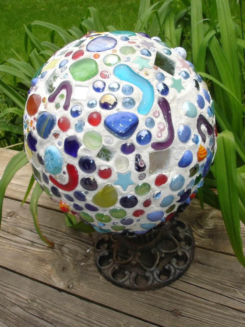 Globe Decoration with Mixed Glass
