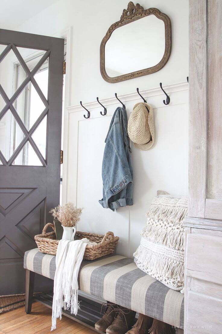 28 Best Small Entryway Decor Ideas and Designs for 2021