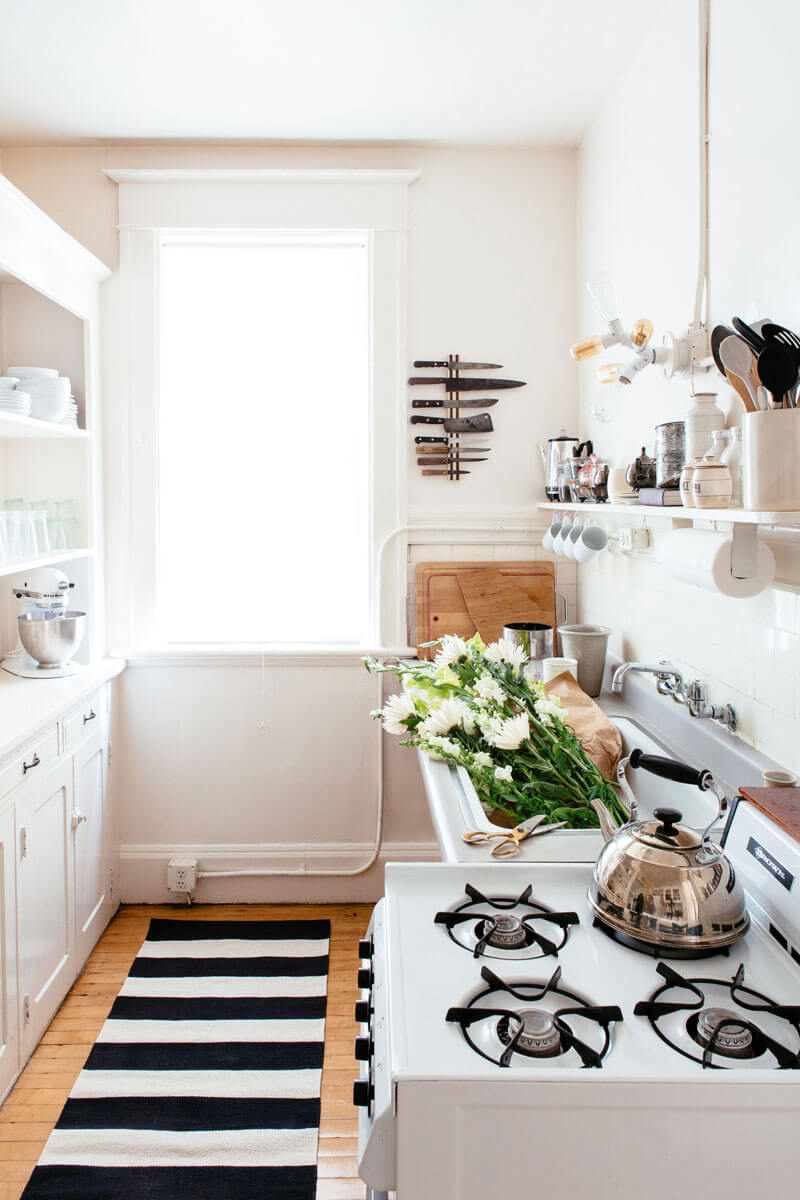 30 Best Small Kitchen Decor and Design Ideas for 2021