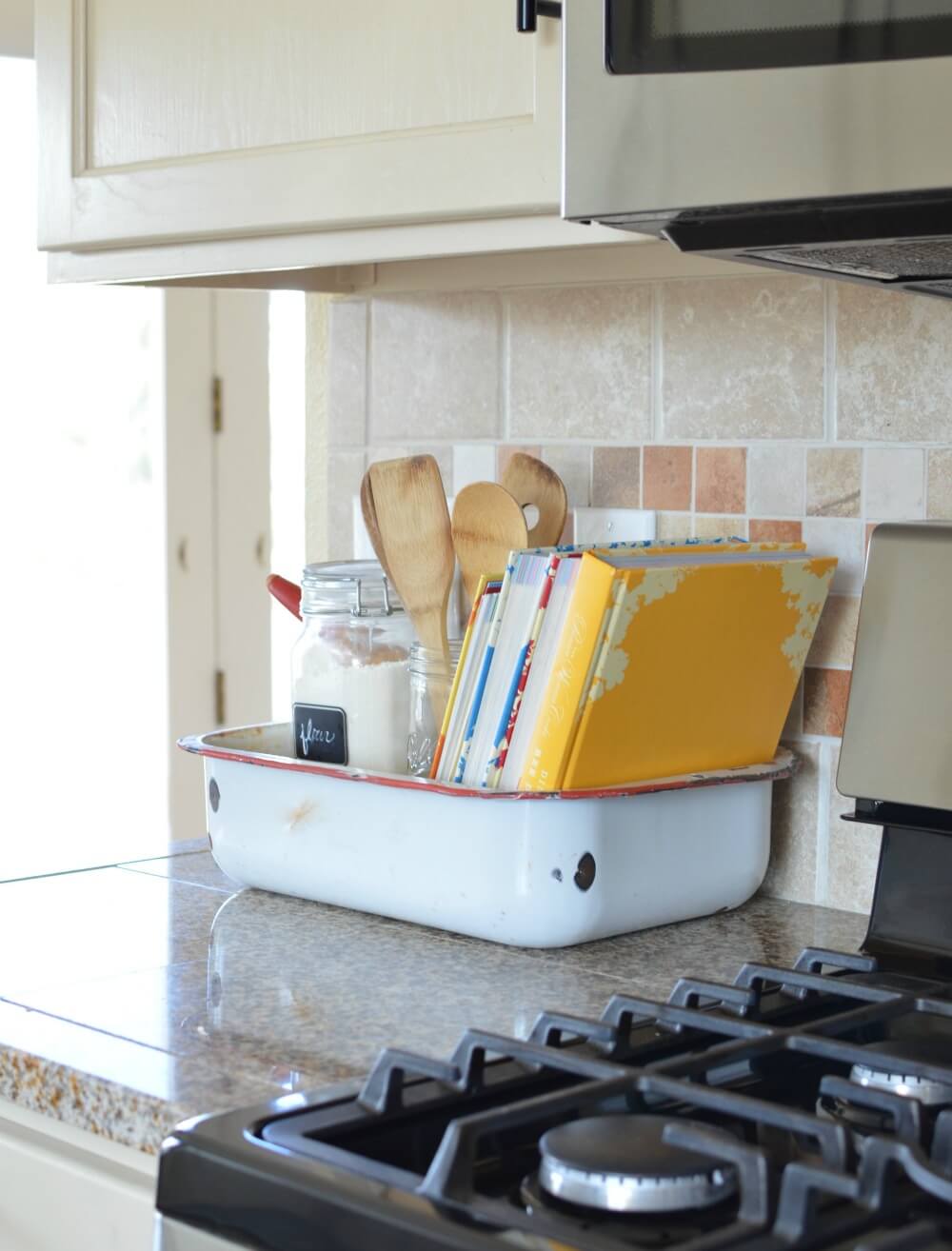 Old Washpan to Hold Cookbooks and Utensils