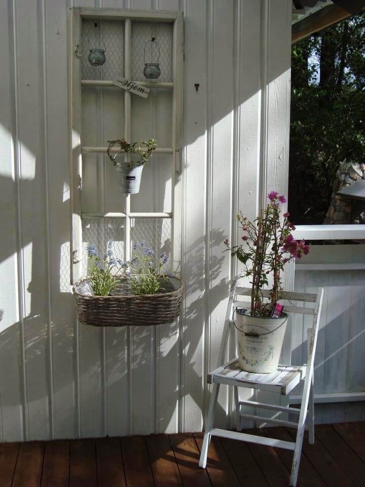 Chicken Wire Frames Hold Hanging Decorations