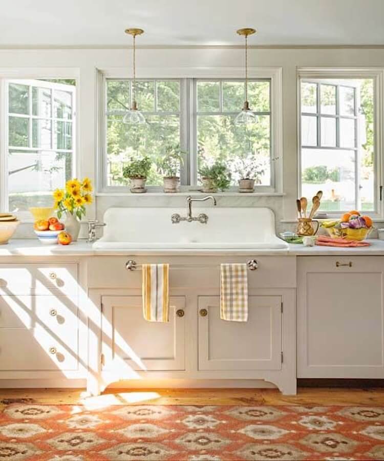 26 Farmhouse Kitchen Sink Ideas And Designs For 2020