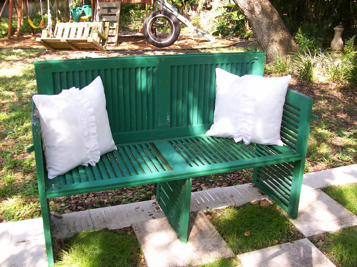 Make a Comfortable Garden Bench