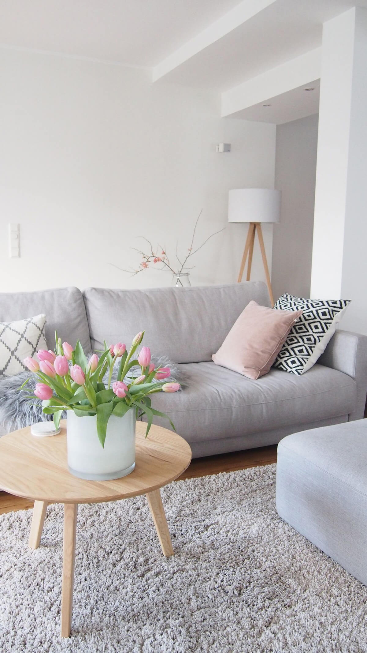 Gray, Light Wood and Pink Livingroom Accents