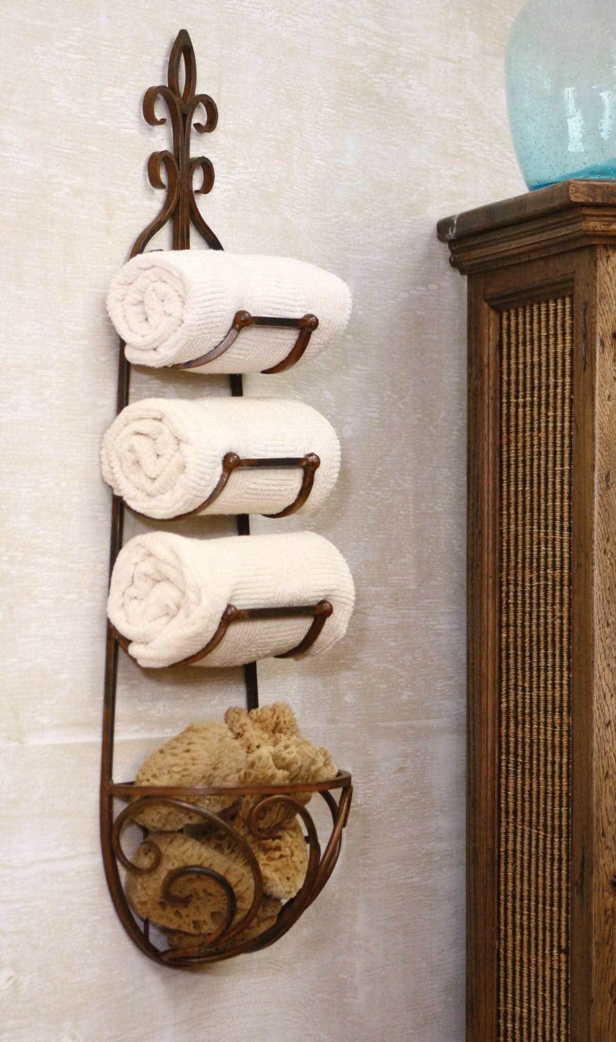 Tiered Towel Swinging Storage