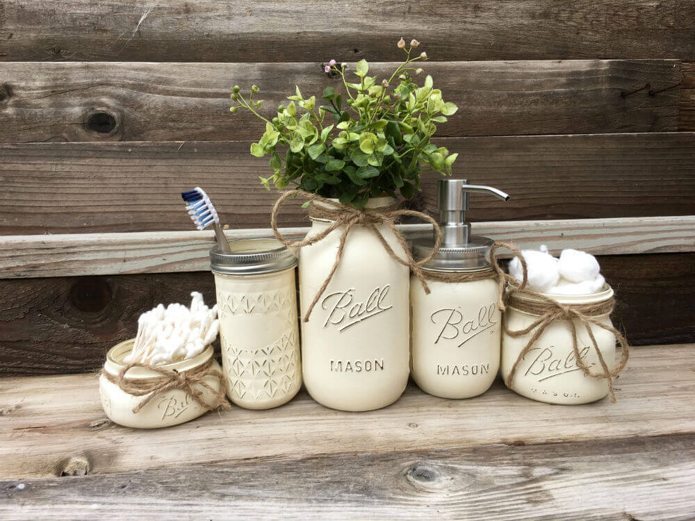 Country Home and Heart Mason Jars