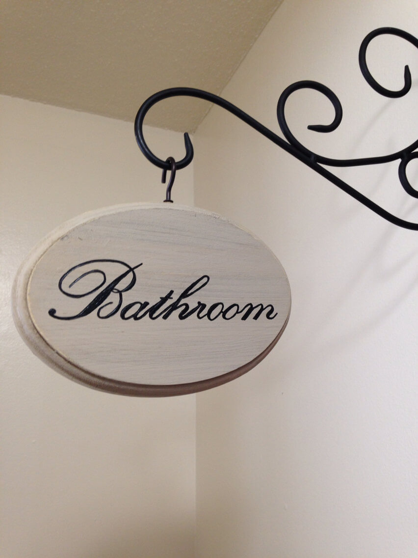 Country Homemakers Bathroom Sign