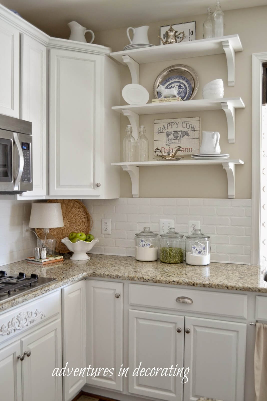 8 Best Farmhouse Kitchen Backsplash Ideas And Designs For 2020