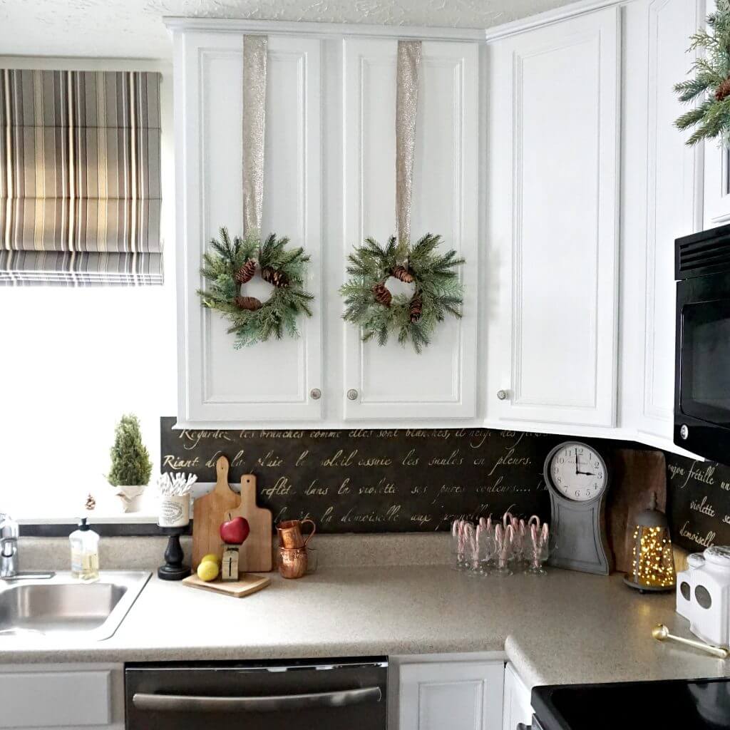 8 Best Farmhouse Kitchen Backsplash Ideas and Designs for 2020