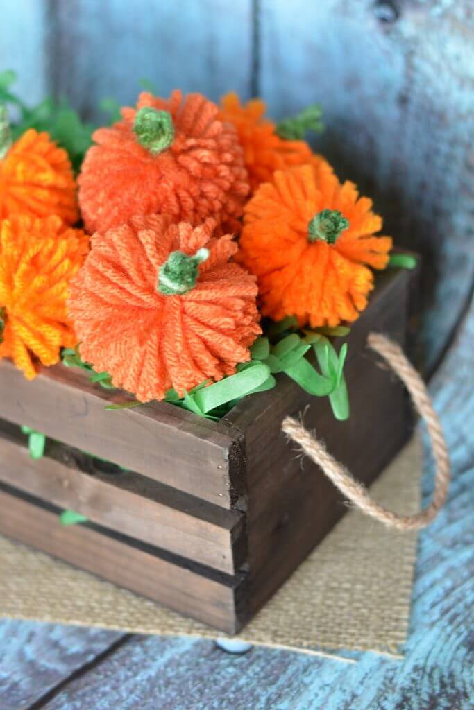 Yarn Pom Pom Pumpkin Garland