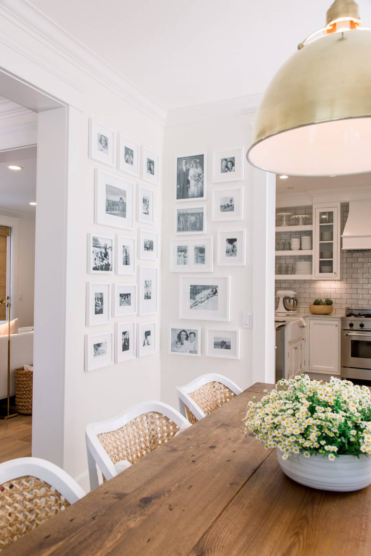 White Picture Frames White Walls — Homebnc