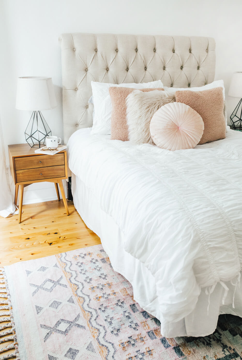 Pastel Geometric Themed Bedroom Decor