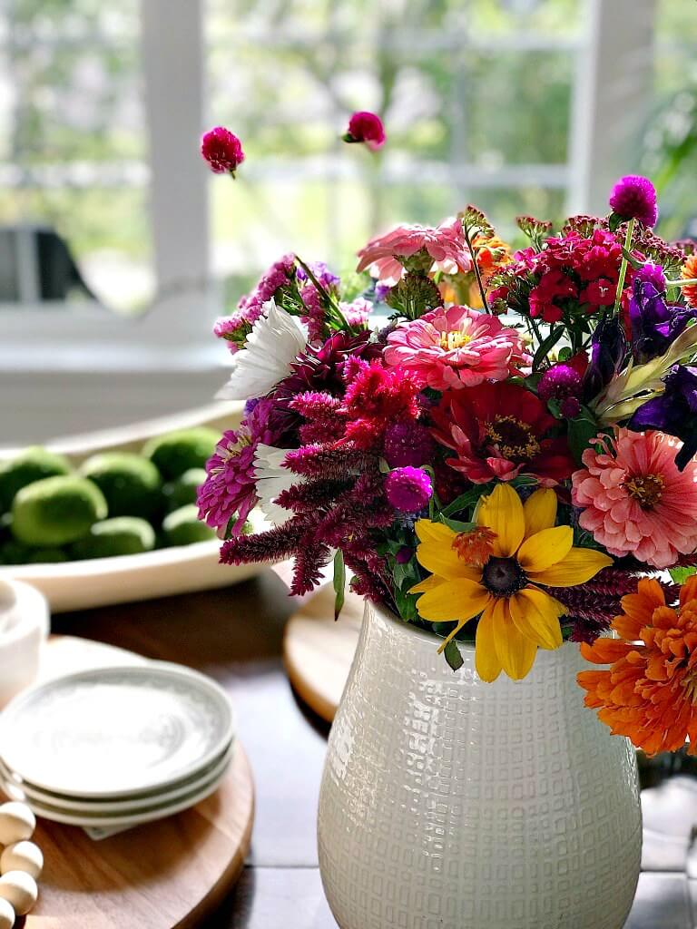 Warm and Friendly Fresh Fall Bouquet