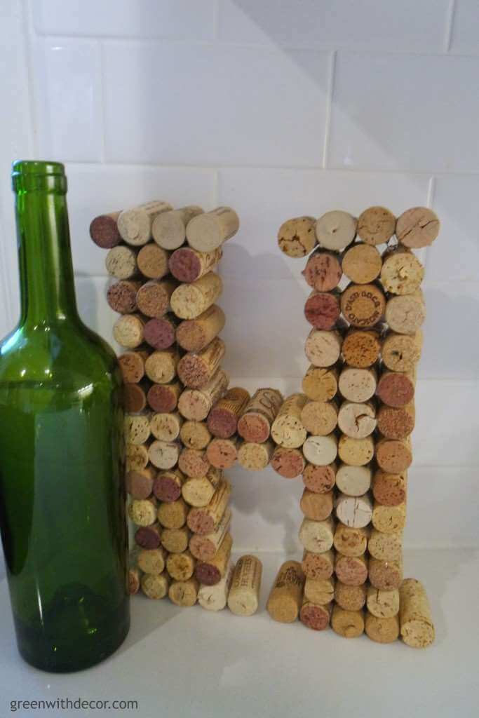 20 Best DIY Wine Cork Crafts (Ideas and Designs) for 2023