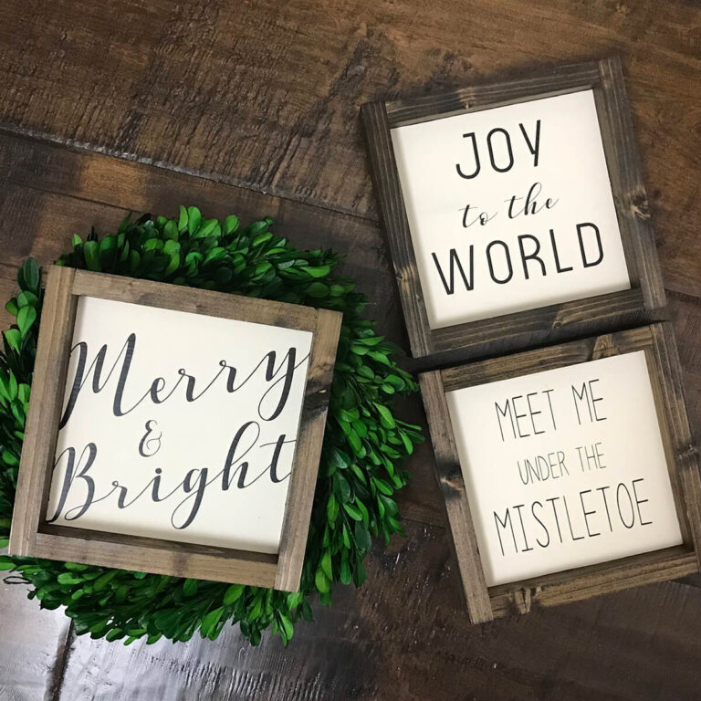 26 Best Christmas Wood Sign Ideas and Designs for 2024