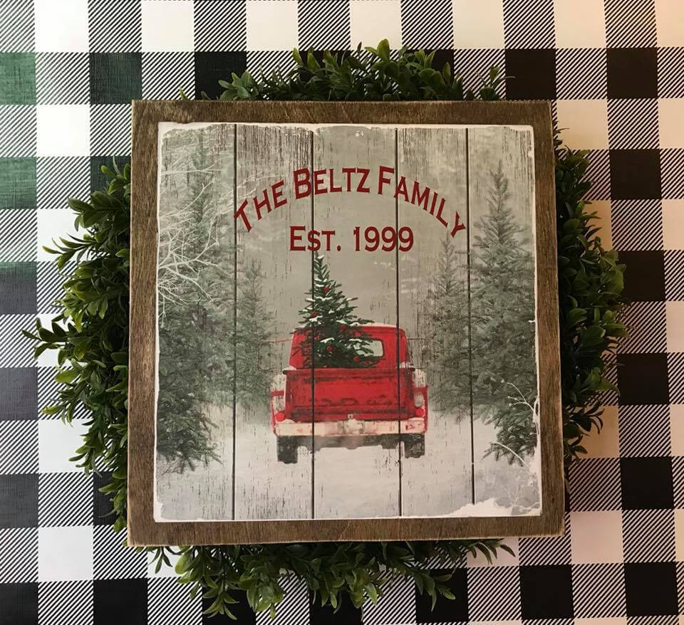 Personalisiertes Familien-Weihnachtsbaum-LKW-Schild