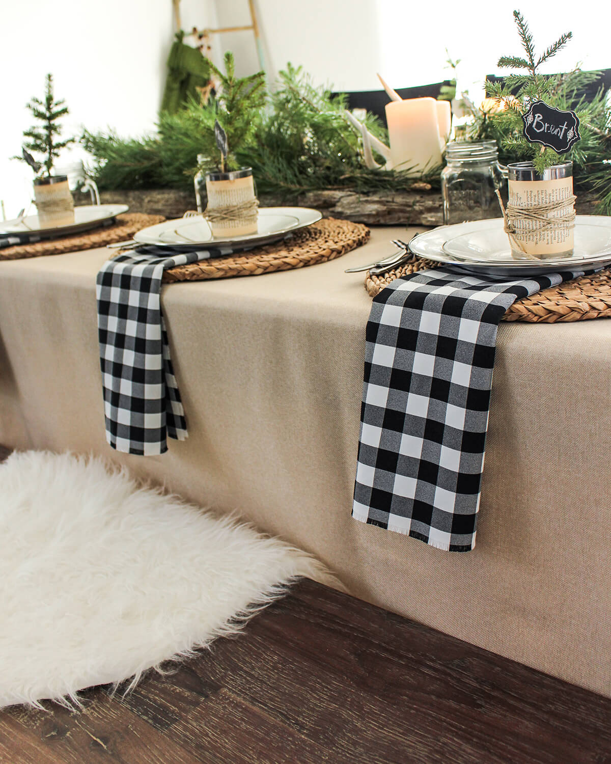 Black and White Gingham Add to a Rustic Setting