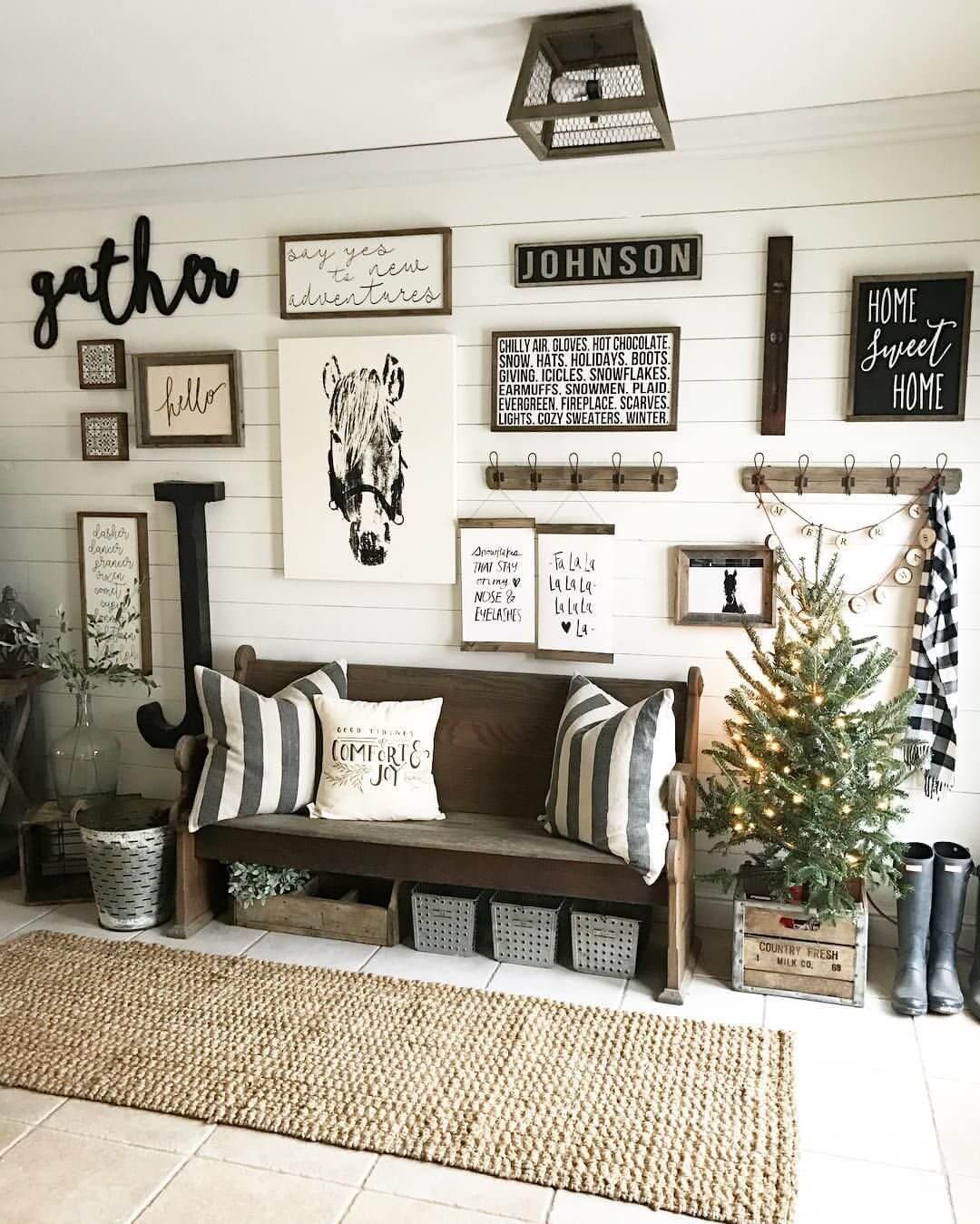 Ranch Style Front Hall With Assorted Signs Homebnc