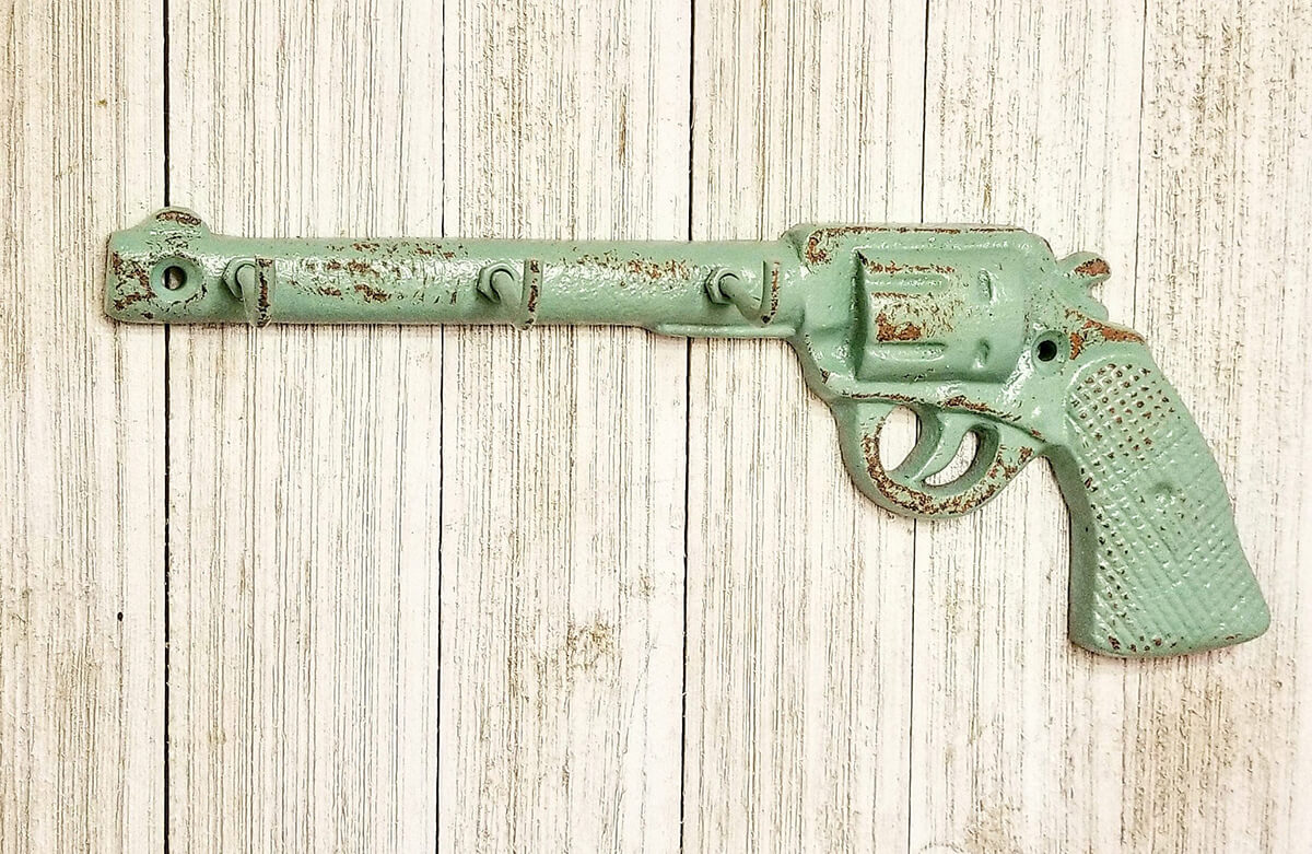 Long Barrel Revolver Gun Key Rack