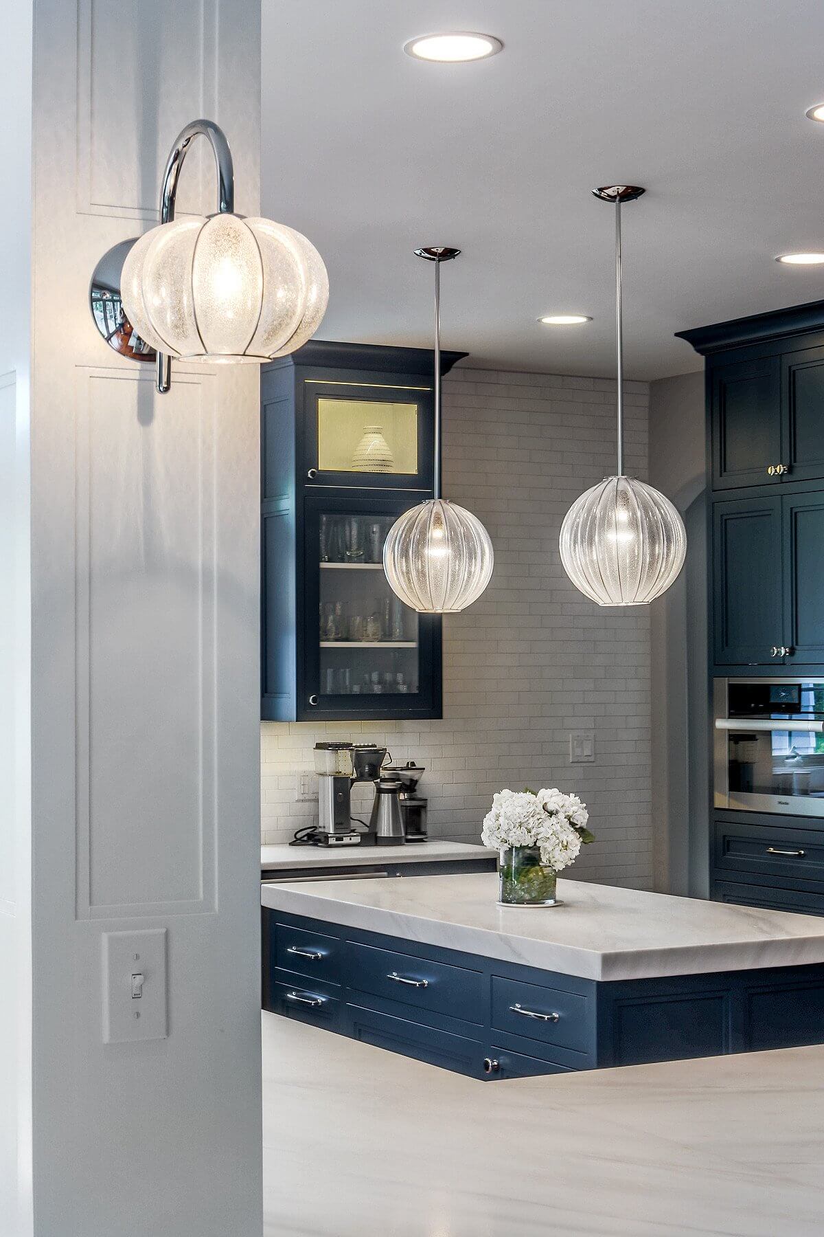 36 Best Kitchen Lighting Ideas And Designs For 2020