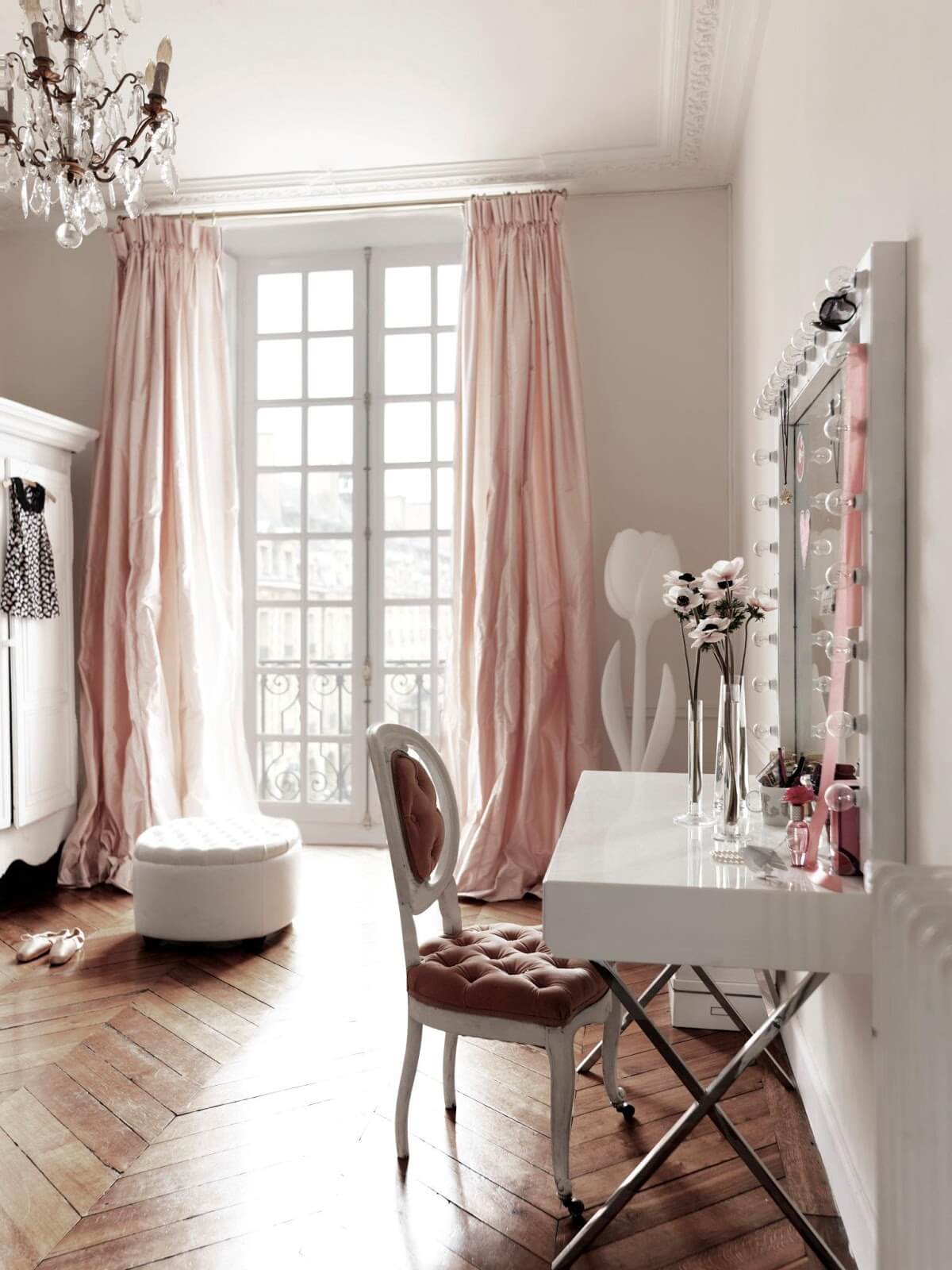 Romantic Dressing Room in Parisian Pink