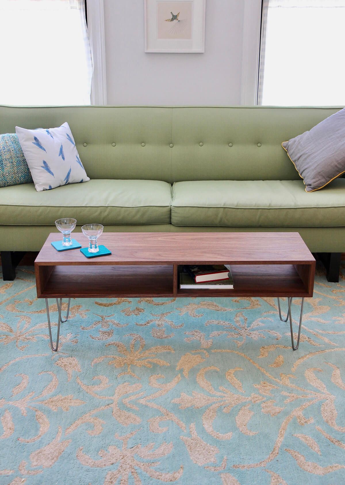 1950s Estilo 100% Walnut Wooden Table