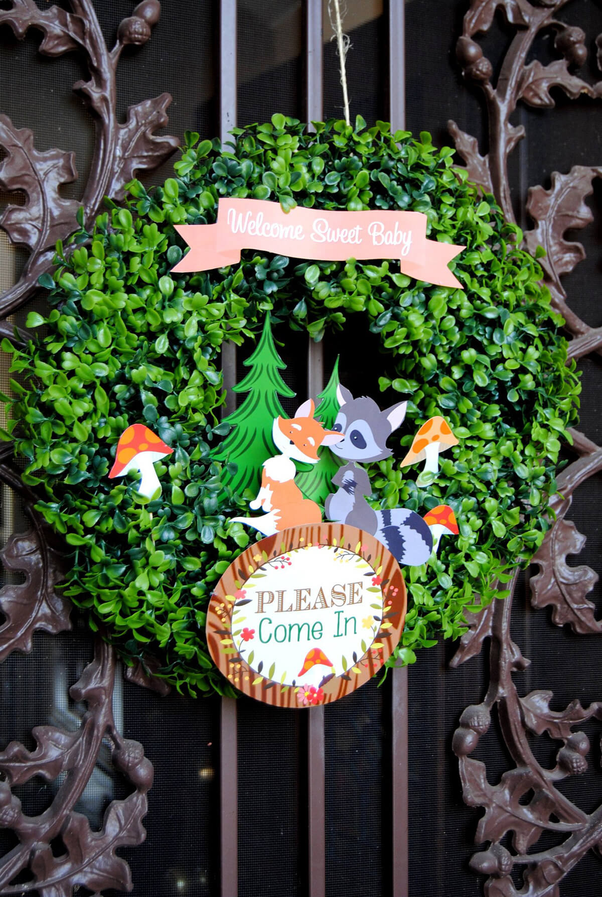 Child-Friendly Wreath with Cartoon Characters