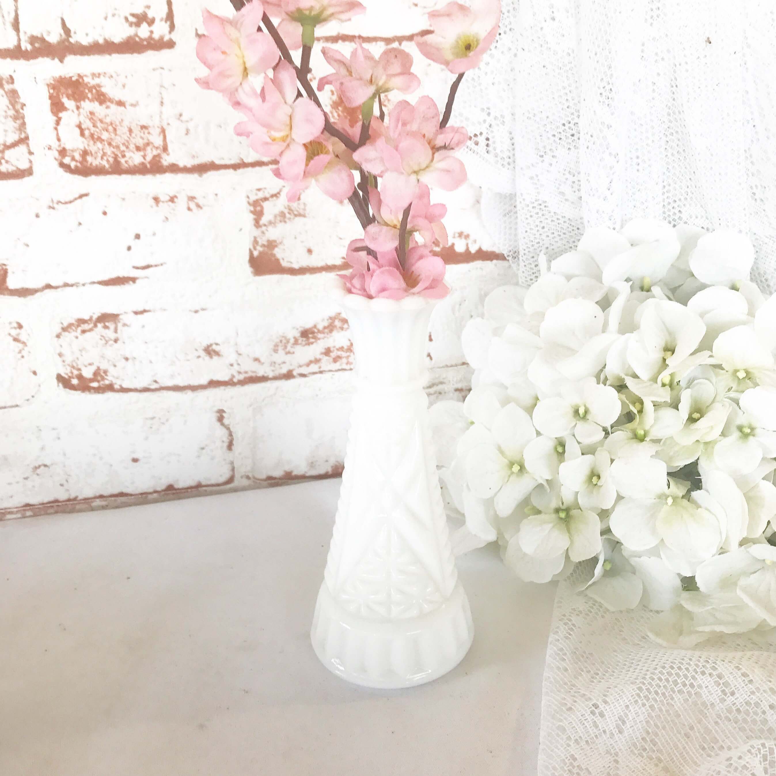 17 Shabby Chic und Vintage Mittelstücke, um Ihrem Tisch Charme zu verleihen 17 Shabby Chic und Vintage Mittelstücke, um Ihrem Tisch Charme zu verleihen