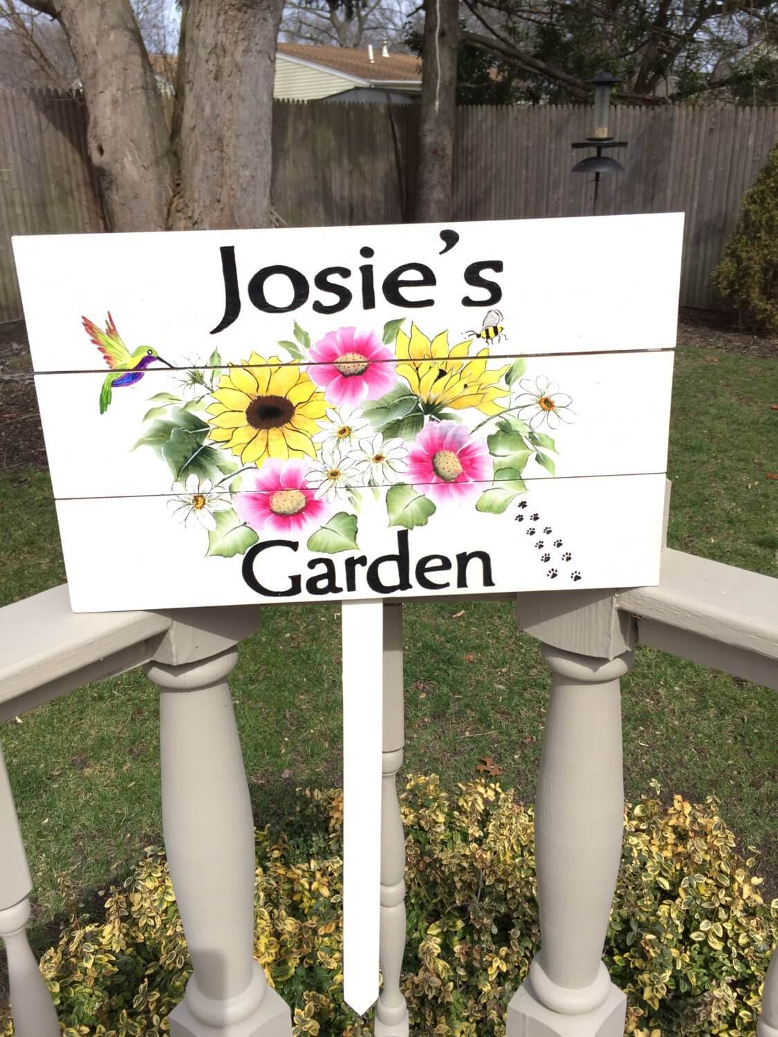 Personalized Hummingbird and Bee Garden Sign