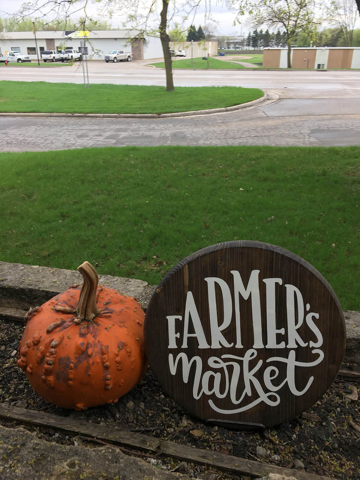 Rustic Wooden "Farmer's Market" Sign