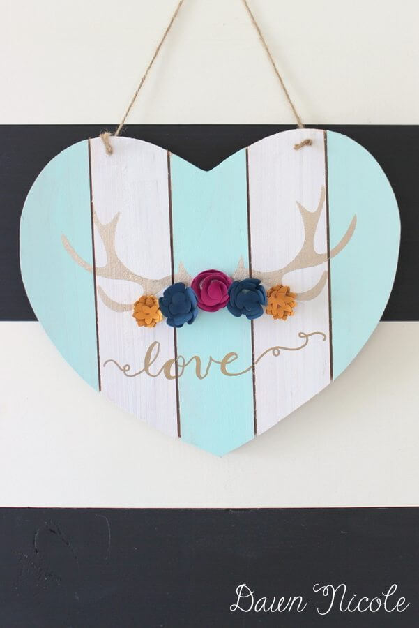 33 Adorable Rustic Wood Heart DIY Projects and Ideas to Show Your