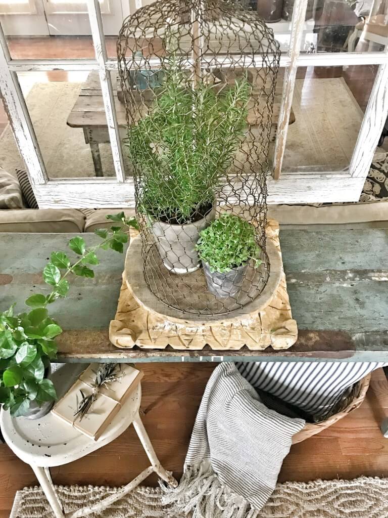 15 Best Farmhouse Decor Ideas And Designs For 2021